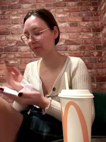 the_snowwhitee