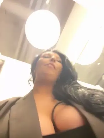 tisha_busty