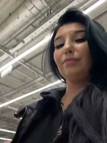 tisha_busty