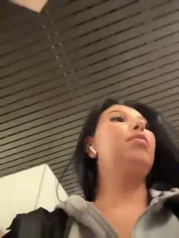tisha_busty