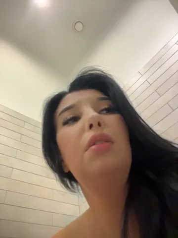tisha_busty