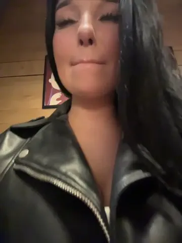 tisha_busty