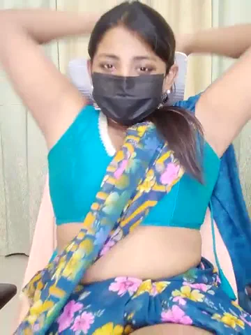 trending_couple