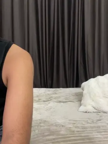 vickyandtania