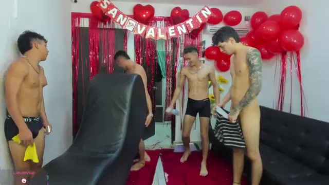 voyeurism_guyss
